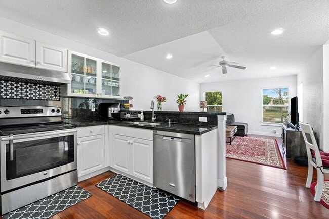 Foto del edificio - 139 Citrus Park Cir