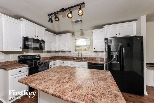 Foto del edificio - 12674 Browne Way