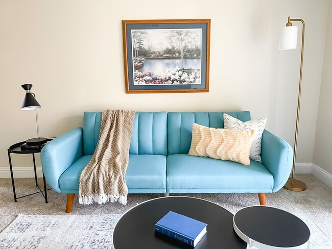 Building Photo - 12701 N Pennsylvania Ave