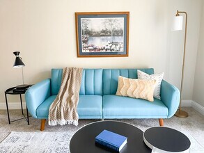 Building Photo - 12701 N Pennsylvania Ave