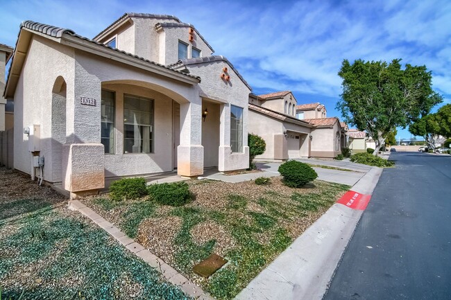 Building Photo - Three Bedroom Home in Mesa