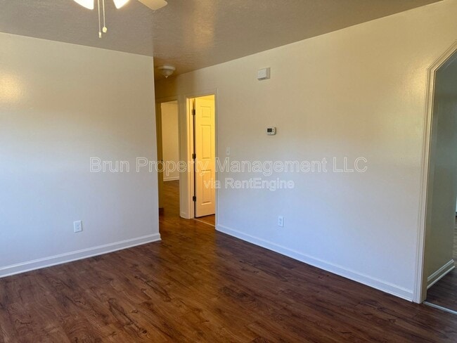 Building Photo - 5036 Willoway Dr