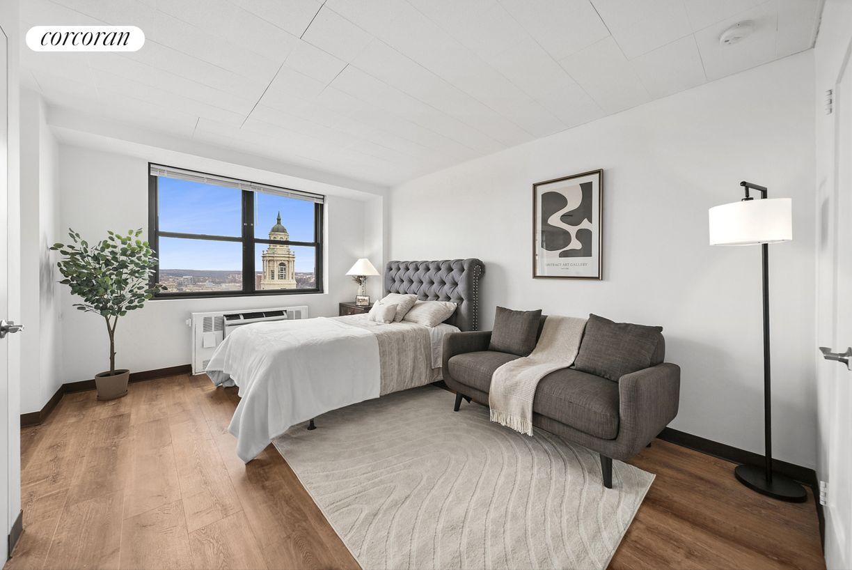 Foto principal - 525 Audubon Ave