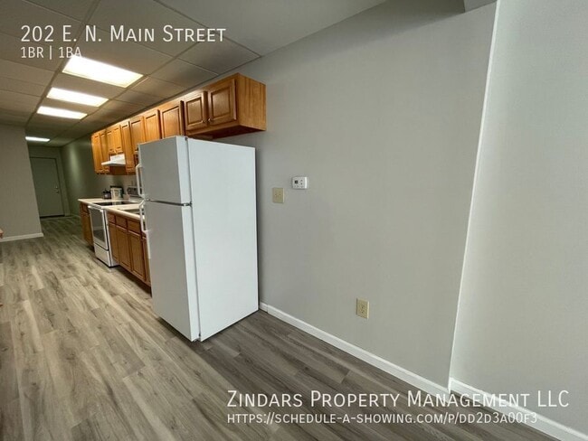 Building Photo - 202 E N Main St