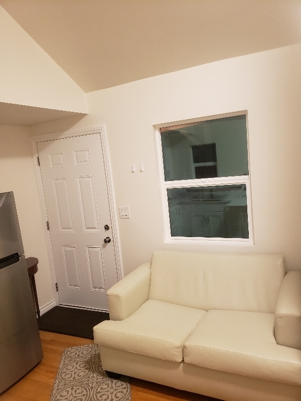 Foto del edificio - 2956 4th Ave