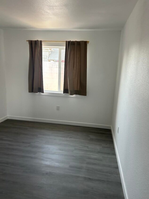 Foto del edificio - 25888 Juniper St