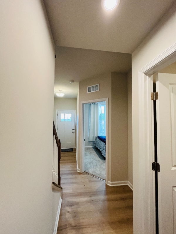 Foto del edificio - 4944 Dunhaven Dr