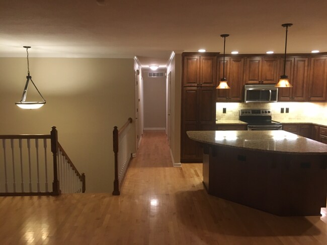 Foto del edificio - FANTASTIC FAMILY HOME! GREAT LOCATION!