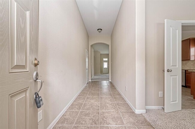 Foto del edificio - 10019 Taylor Springs Ln
