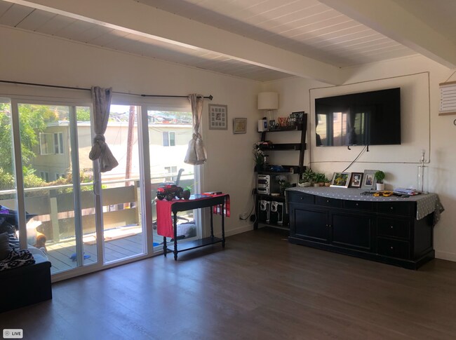 Sala de estar - 6 Jones Pl