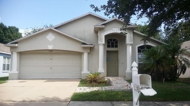 Building Photo - 12721 Lake Vista Dr