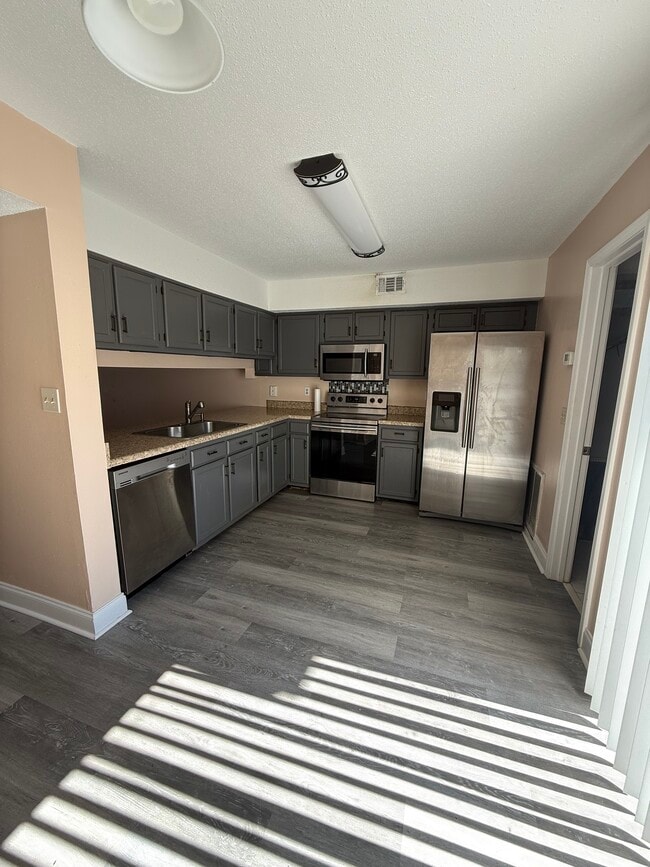 Foto del edificio - 412 N Sea Ln NW