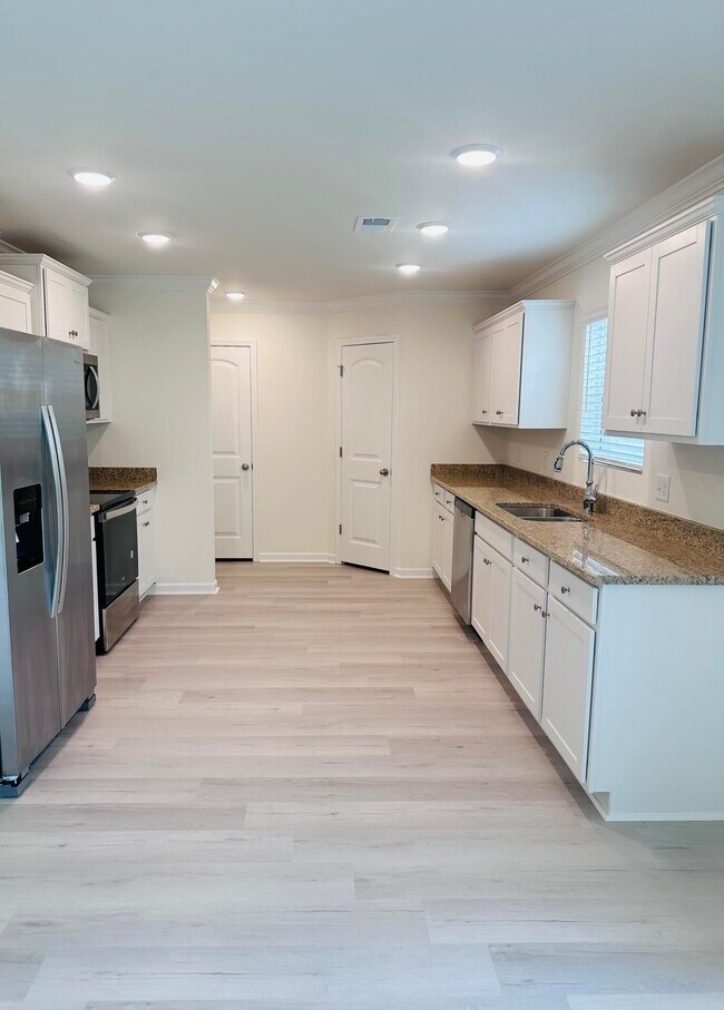 Building Photo - 5057 Needle Palm Rd NW