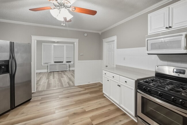 Foto del edificio - 425-427 Wood Ave