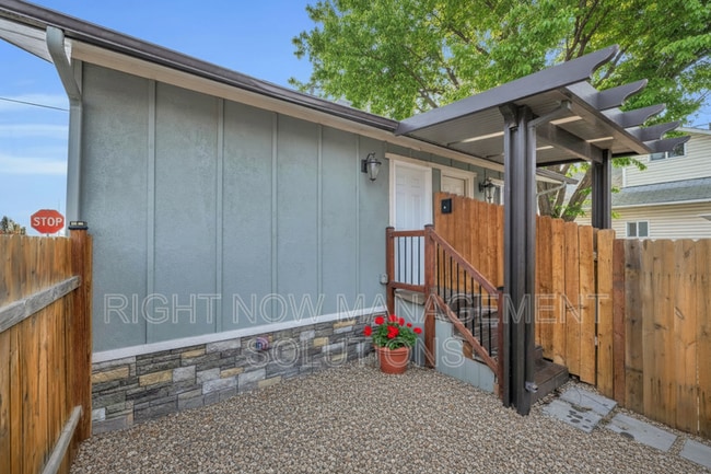 Foto del edificio - 202 S Middleton Rd