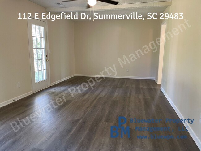 Building Photo - 112 E Edgefield Dr