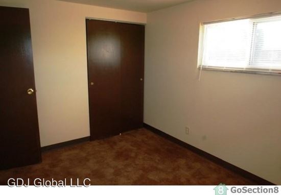 Building Photo - 3585 Cushing Dr