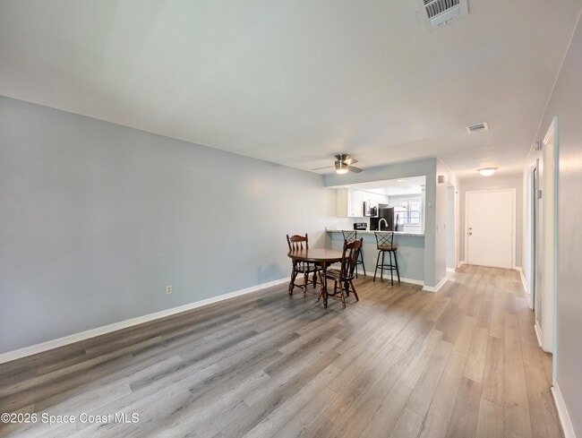 Building Photo - 3039 Sir Hamilton Cir
