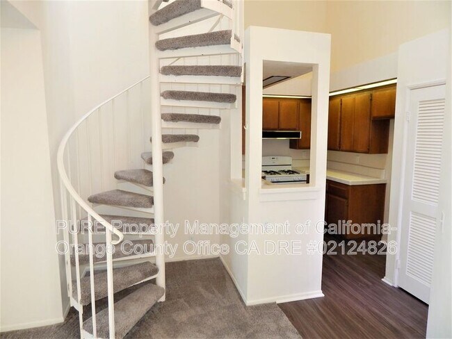 Foto del edificio - 5032 Dorado Dr