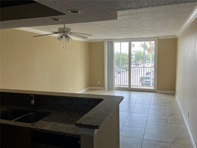 Building Photo - 2650 Coconut Bay Ln