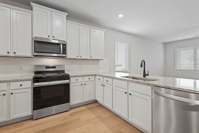 Building Photo - 1139 Campside Dr