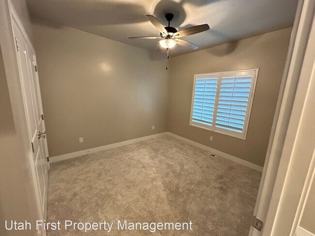 Building Photo - 5 br, 3 bath House - 3761 N Native Dancer Dr