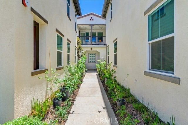 Building Photo - 26149 W Park Ave