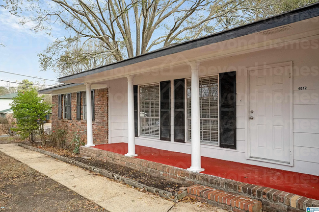 Foto del edificio - Beautifully renovated home in Adamsville!