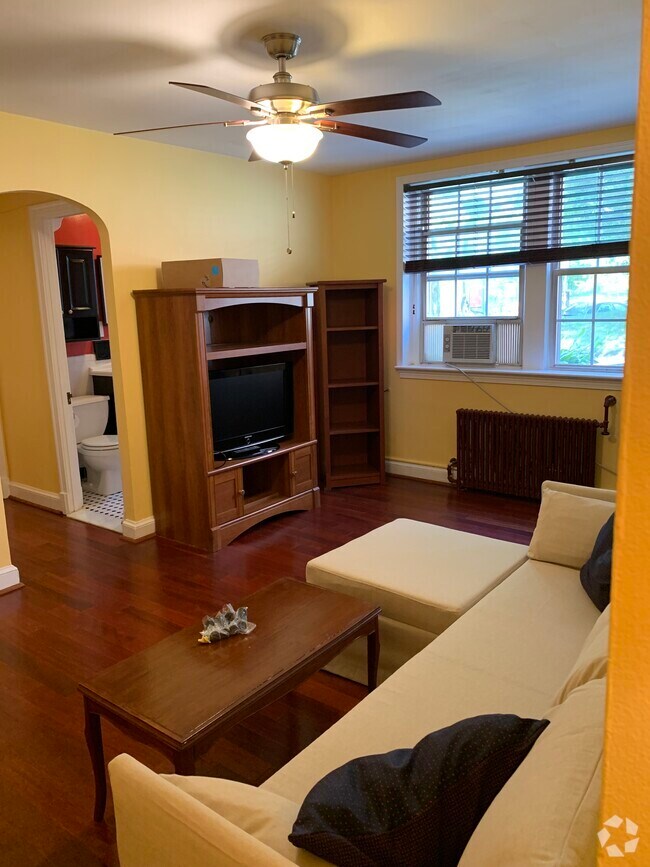Foxhall Village Condos for Rent Washington, DC 3 Rentals