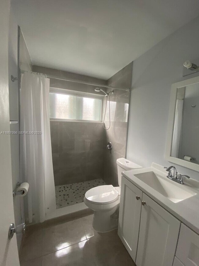 Foto del edificio - 4903 NW 42nd Ave