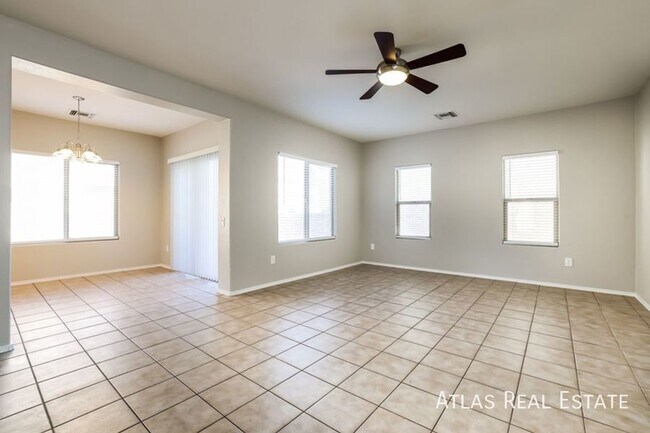 Foto del edificio - 6 WEEKS FREE RENT + $500 OFF IF MOVED IN B...