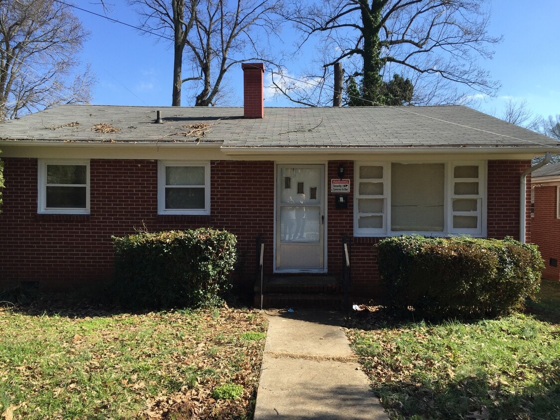 Foto principal - 1830 Haines St