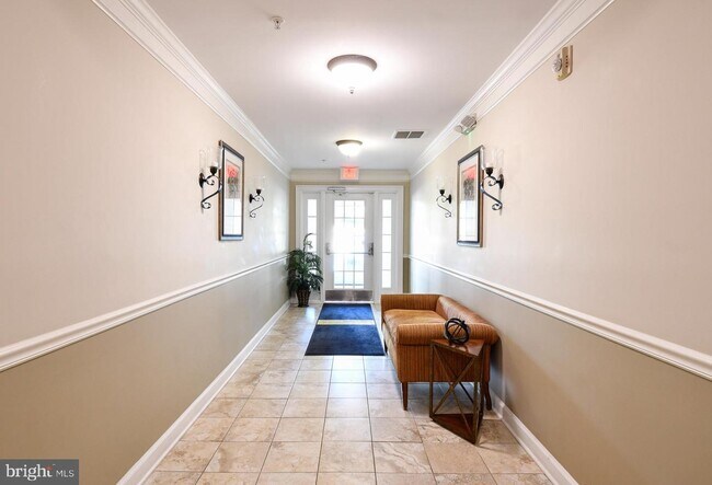 Foto del edificio - 621 Cobblestone Blvd