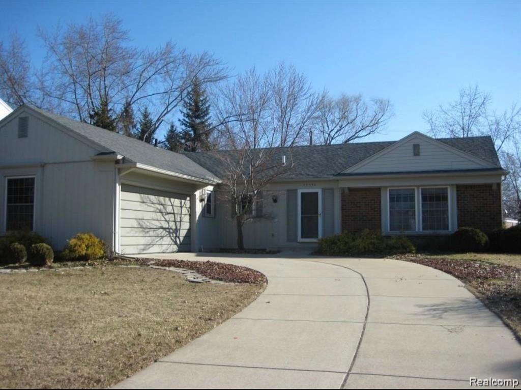 Primary Photo - 35590 Hatherly Pl