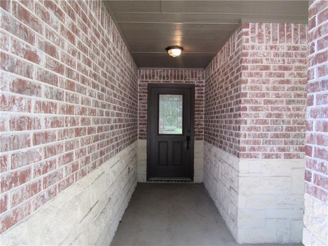 Foto del edificio - 4411 Shady Elm Dr