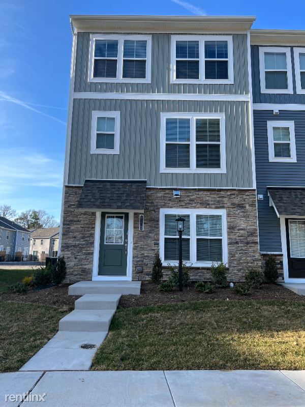 Foto del edificio - 2 br, 2 bath Townhome - 9213 Baltic Pl