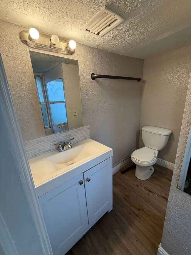Foto del edificio - Charming 2 bedroom, 2 bathroom home