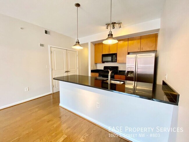 Foto del edificio - 1001 L St NW