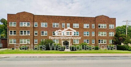 Building Photo - 3607 Ingersoll Ave