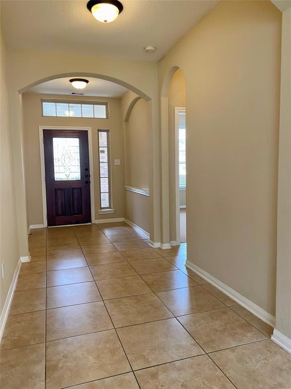 Building Photo - 15 Sagamore Ridge Pl