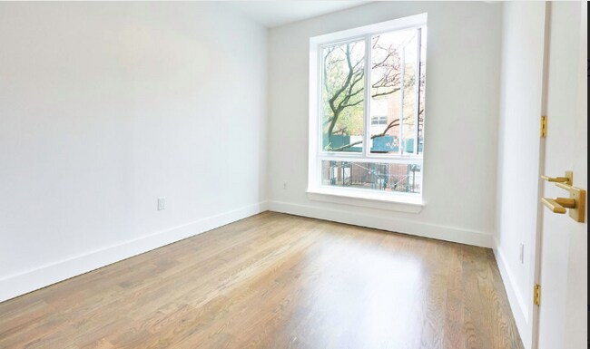 Foto del edificio - 486 Gates Ave