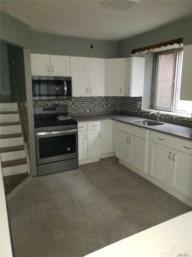 Foto del edificio - 28 Paerdegat 5th St