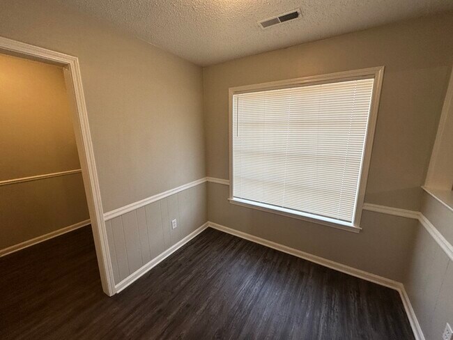 Foto del edificio - 4458-4457 7 Valley Cove