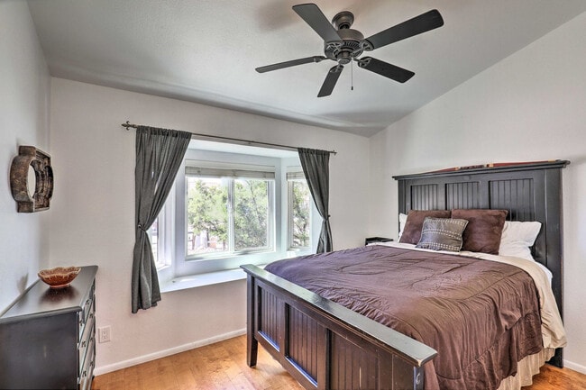 Foto del edificio - 4859 S Lincoln Ridge Dr