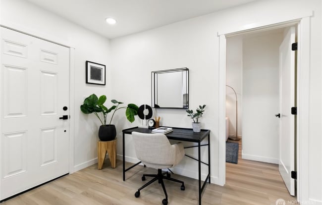 Building Photo - 11 SW 100th St