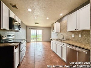 Building Photo - 6118 Kensinger Pass