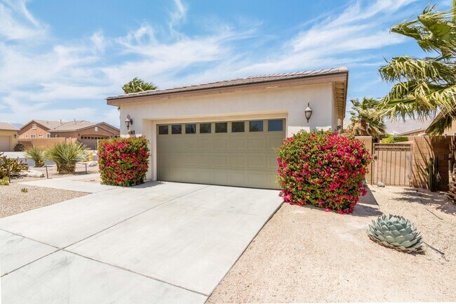 Building Photo - 66168 S Agua Dulce Dr