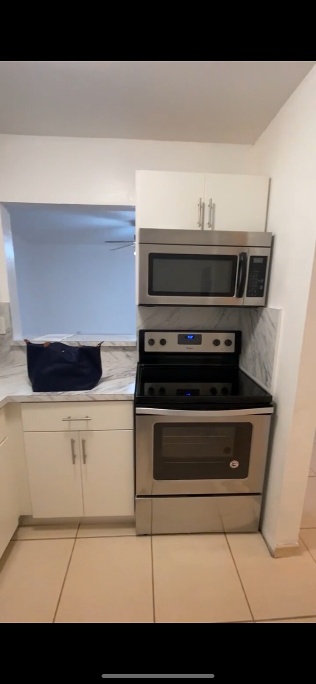 10393 N Kendall Dr Unit U1, Miami, FL 33176 Condo for Rent in Miami