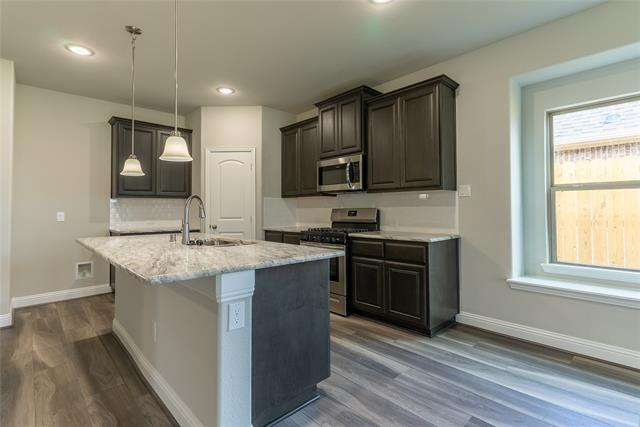 Foto del edificio - 7814 Willow Ct