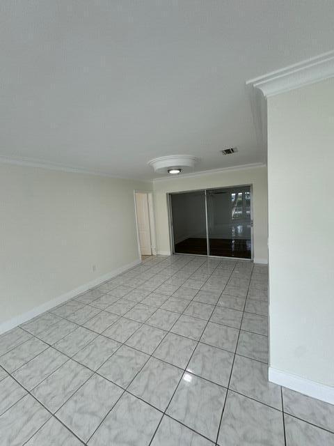 Building Photo - 500 57th St
